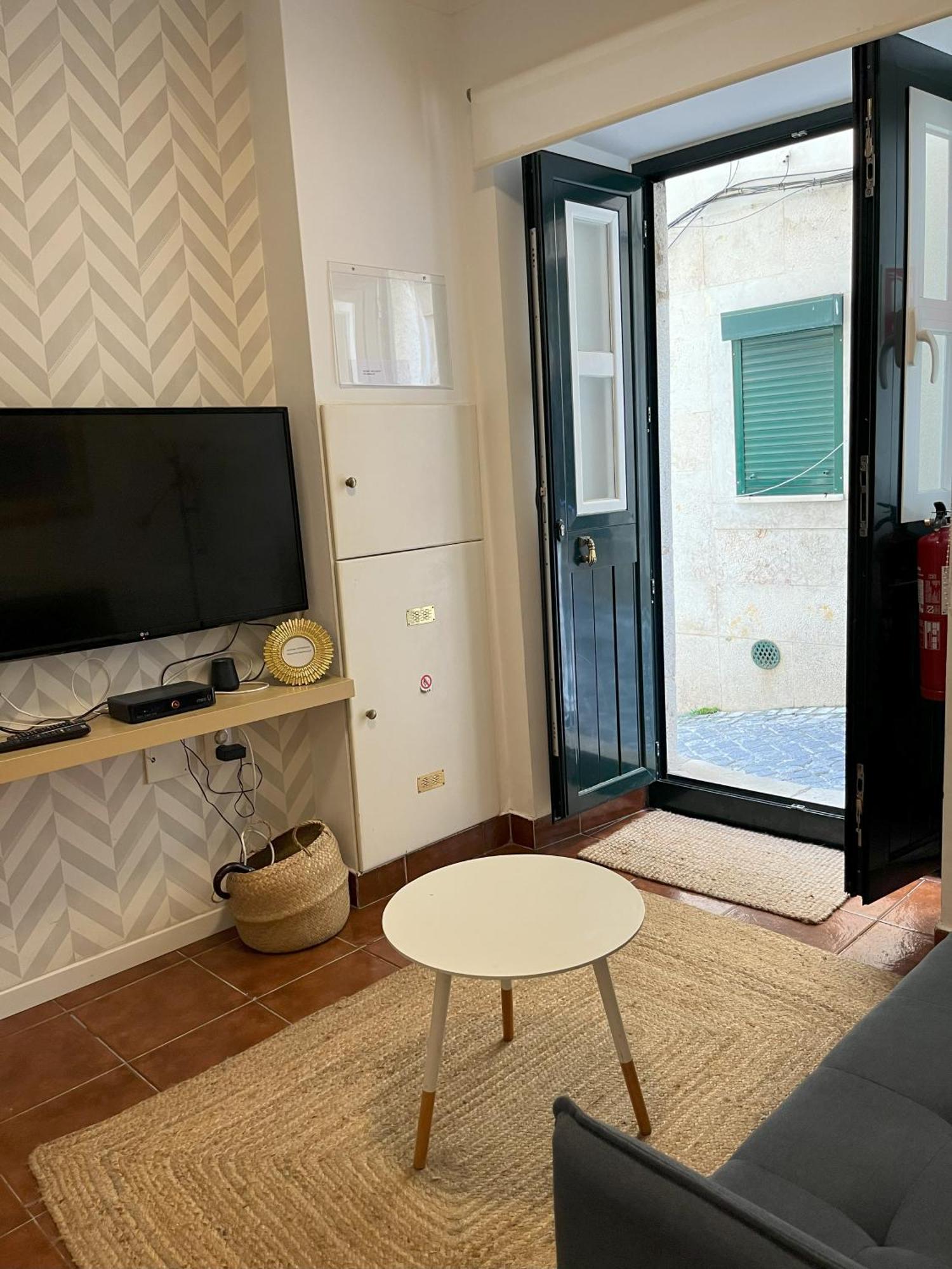 Regueira Gold Com Terraco Apartment Lisbon Bagian luar foto